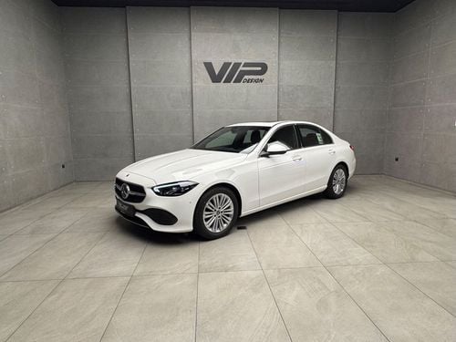 Mercedes-Benz C 200 Premium 2.0L Premium 1.5L