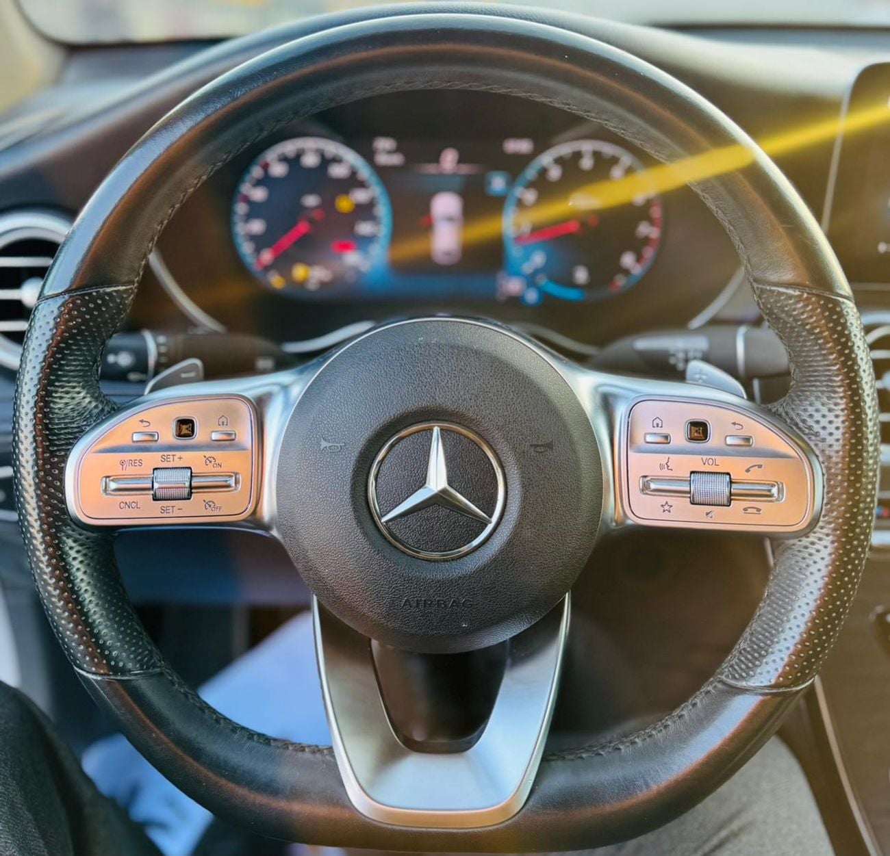 مرسيدس بنز GLC 300