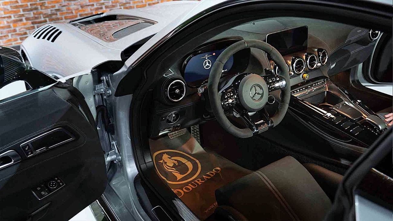 مرسيدس بنز AMG GT BLACK SERIES | LIMITED OFFER | LIMITED-EDITION | AMG EXTERIOR CARBON PACKAGE
