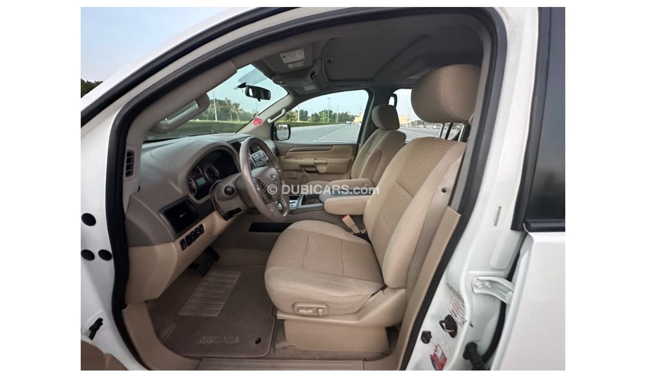 Nissan Armada MODEL 2014 GCC CAR PERFECT CONDITION INSIDE AND OUTSIDE FULL OPTION SUN ROOF LEATHER SEATS
