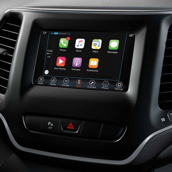 Jeep Cherokee interior - Multimedia Screen