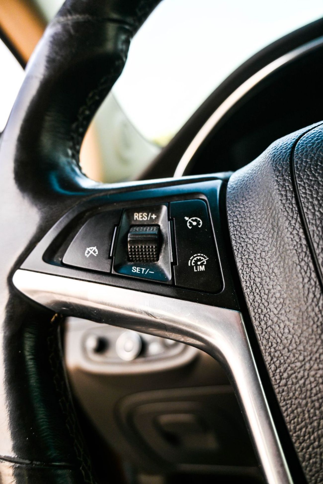 أوبل موكا OPEL MOKKA 2017 GCC X_TURBO IN EXCELLENT CONDITION