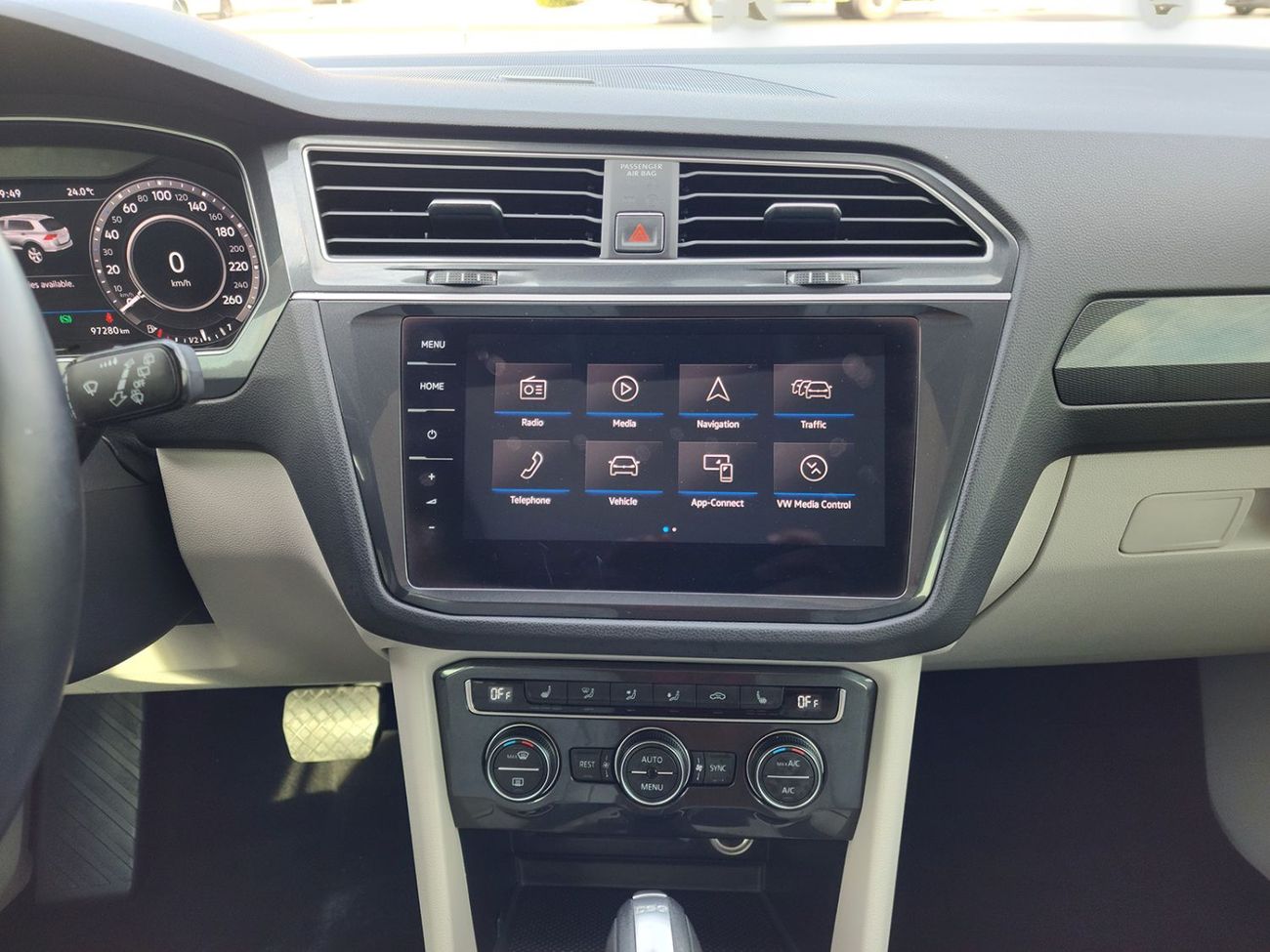 Volkswagen Tiguan Sport 2.0L