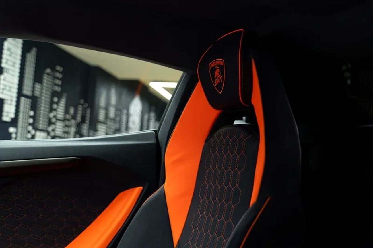 Lamborghini Revuelto 6.5L V12 Hybrid