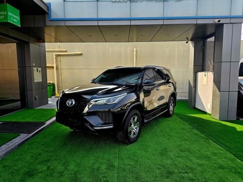 Toyota Fortuner EXR 2023 / V4 2.7L / 4WD / GCC / EXPORT ONLY