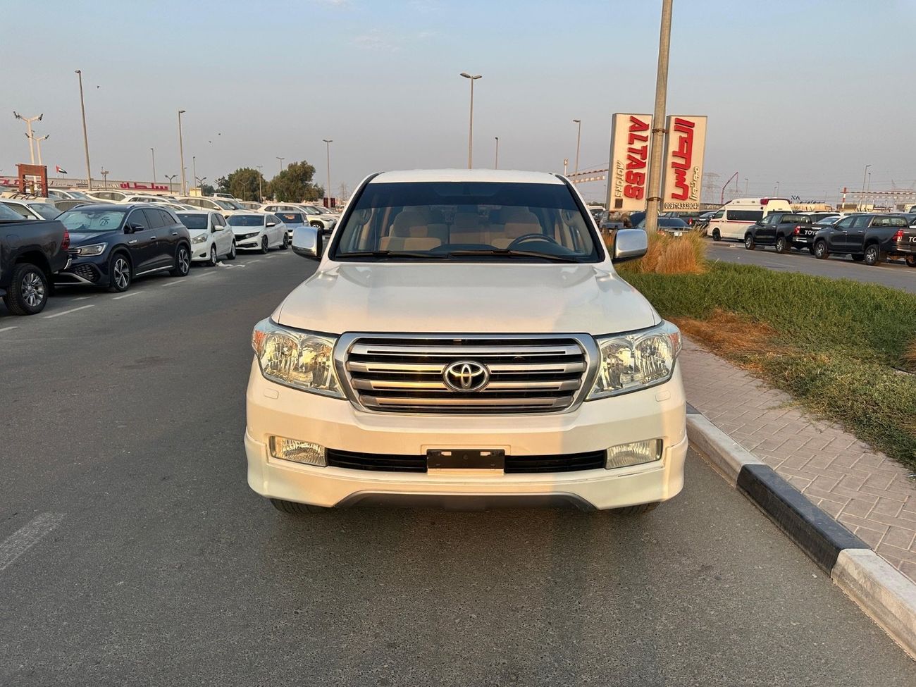 Toyota Land Cruiser GXR 4.0L (271 HP) 4WD