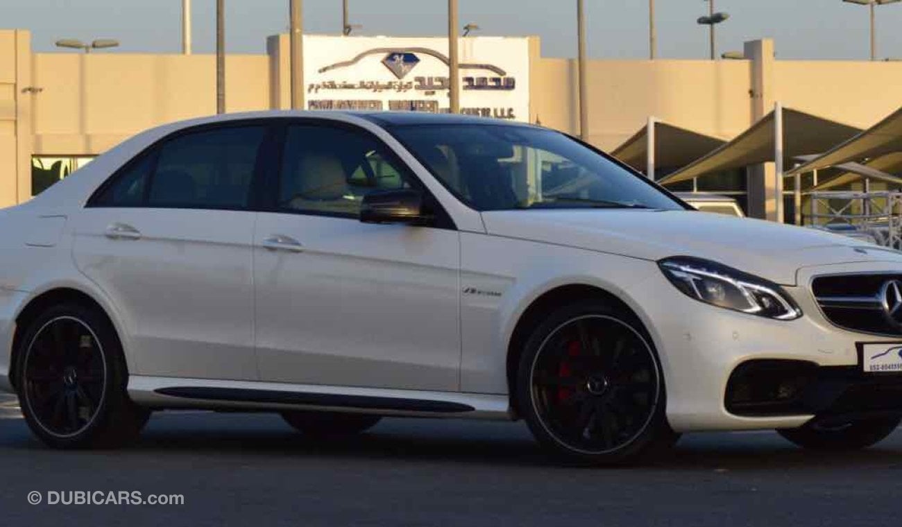 Mercedes-Benz E 63 AMG