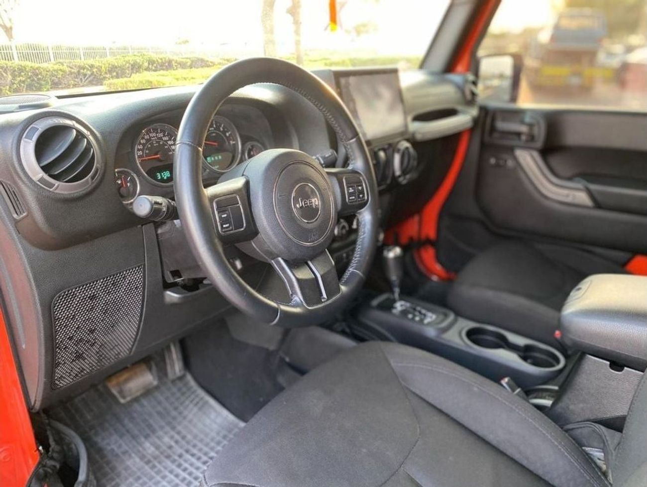 Jeep Wrangler Sport 3.6L A/T GCC SPEC NEAT AND CLEAN