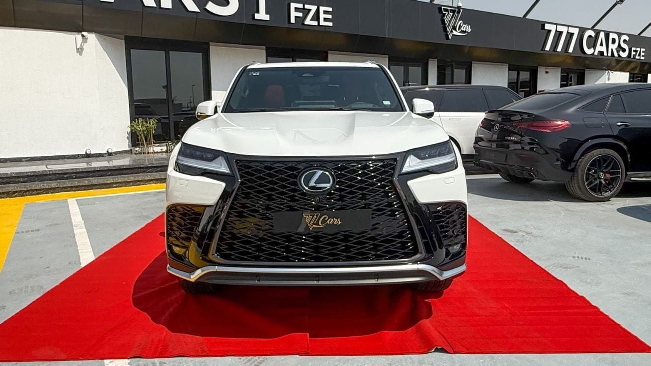 لكزس LX 700h F Sport