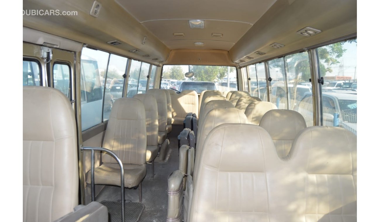 Toyota Coaster Clean busv