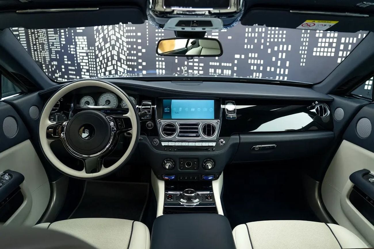 Rolls Royce Wraith ROLLS ROYCE | WRAITH SILVER BADGE | GCC SPECS LOW MILEAGE