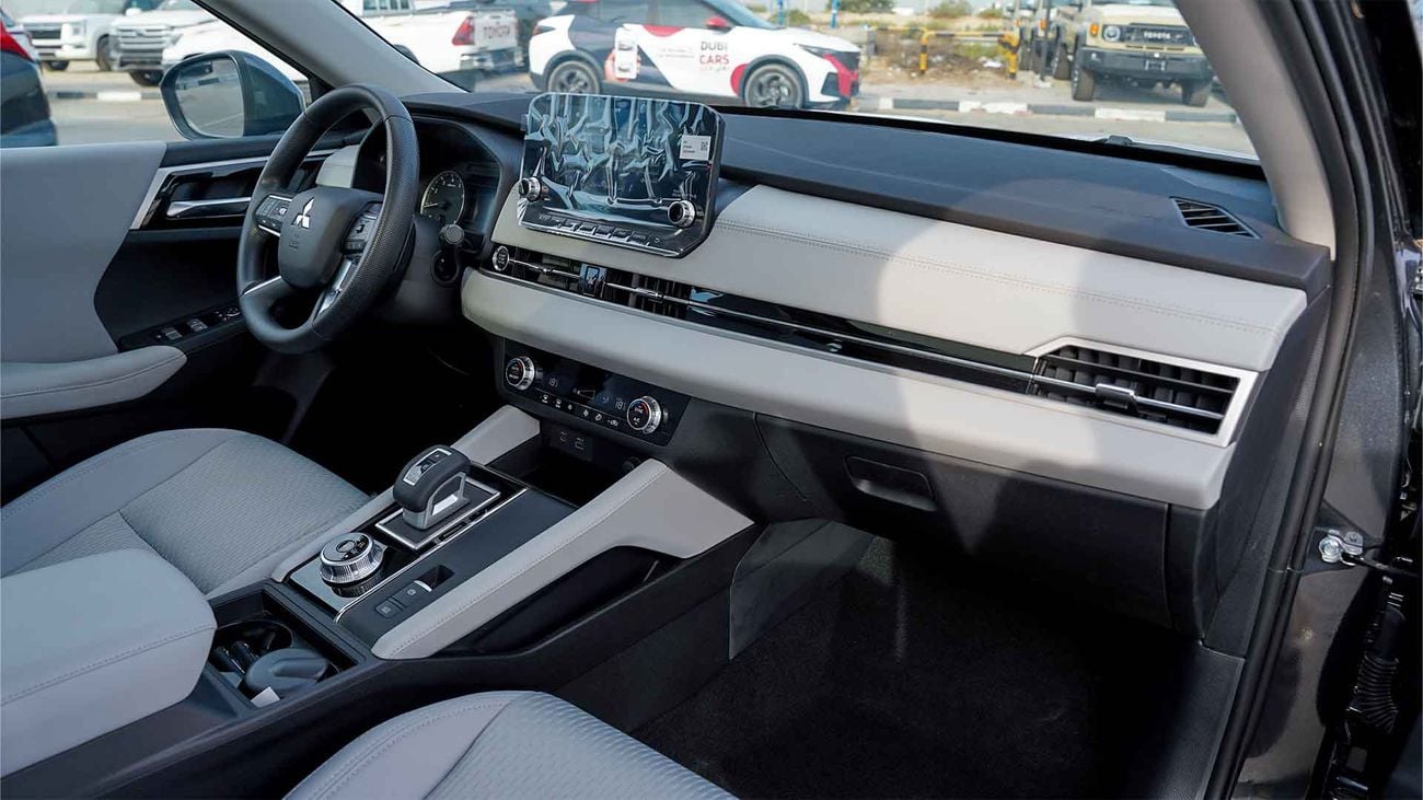 ميتسوبيشي آوتلاندر