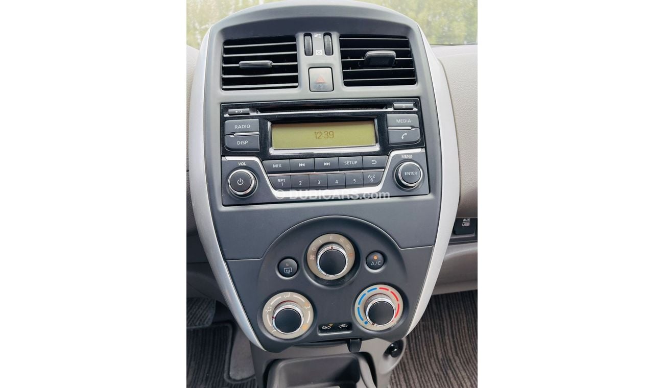 نيسان صني SL Very Clean Car