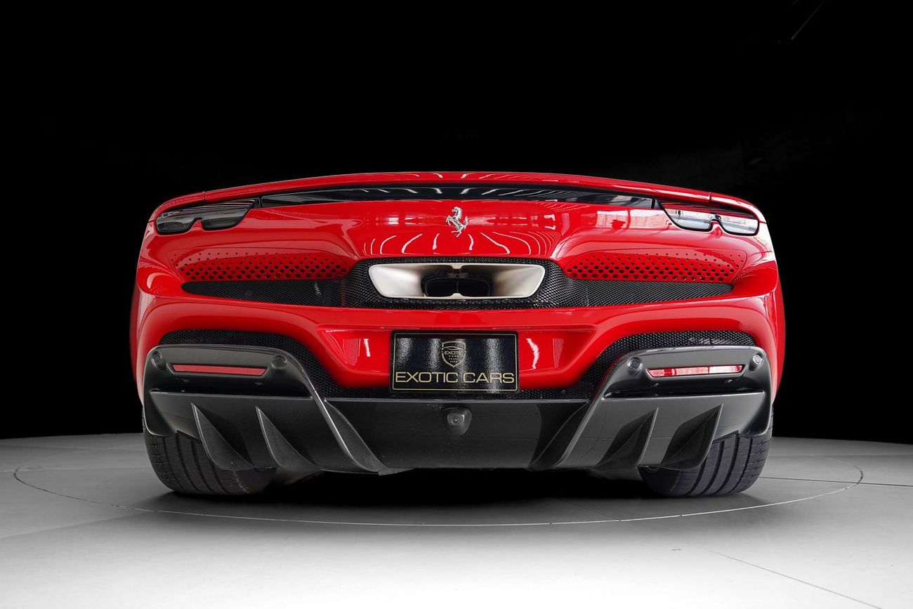 فيراري 296 GTB 3.0T V6 PHEV