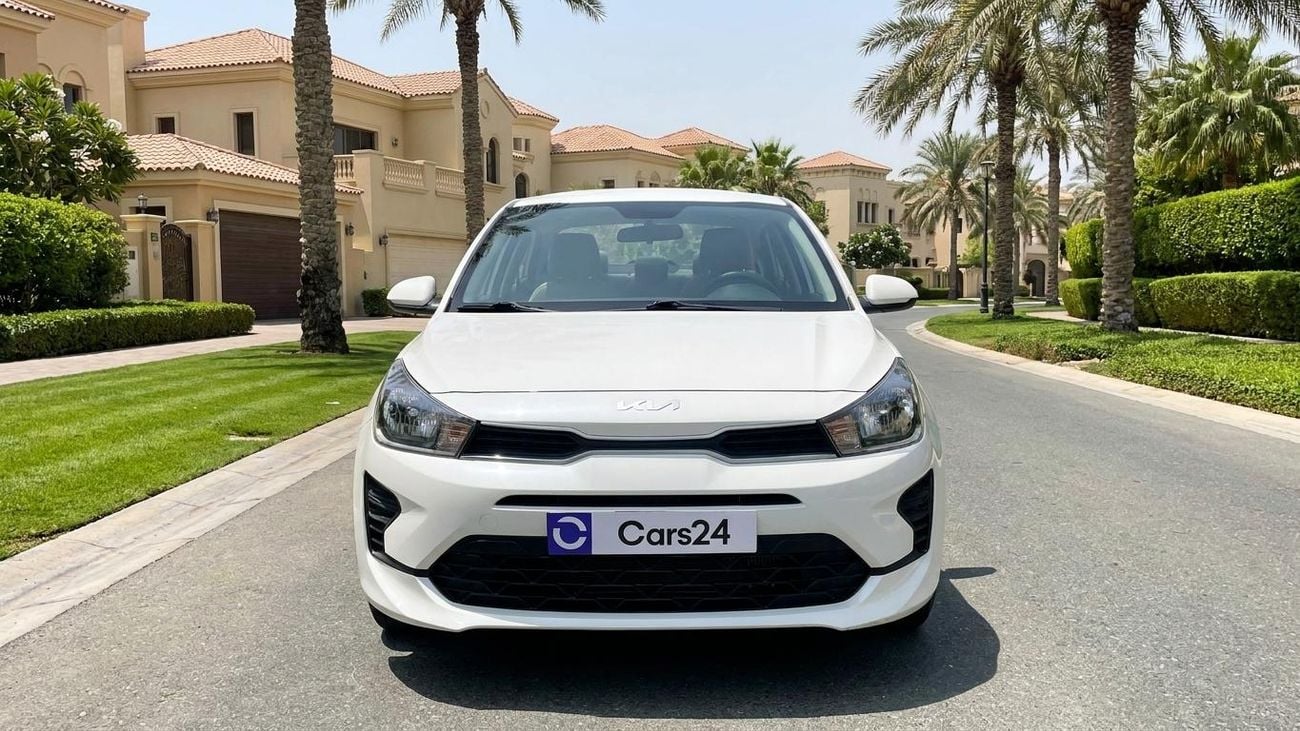 كيا ريو LX كارس24 هي سوق ضخم للسيارات المستعملة موثوق ومضمون ٪كارس24 هي سوق ضخم للسيارات المستعملة موثوق ومضمون