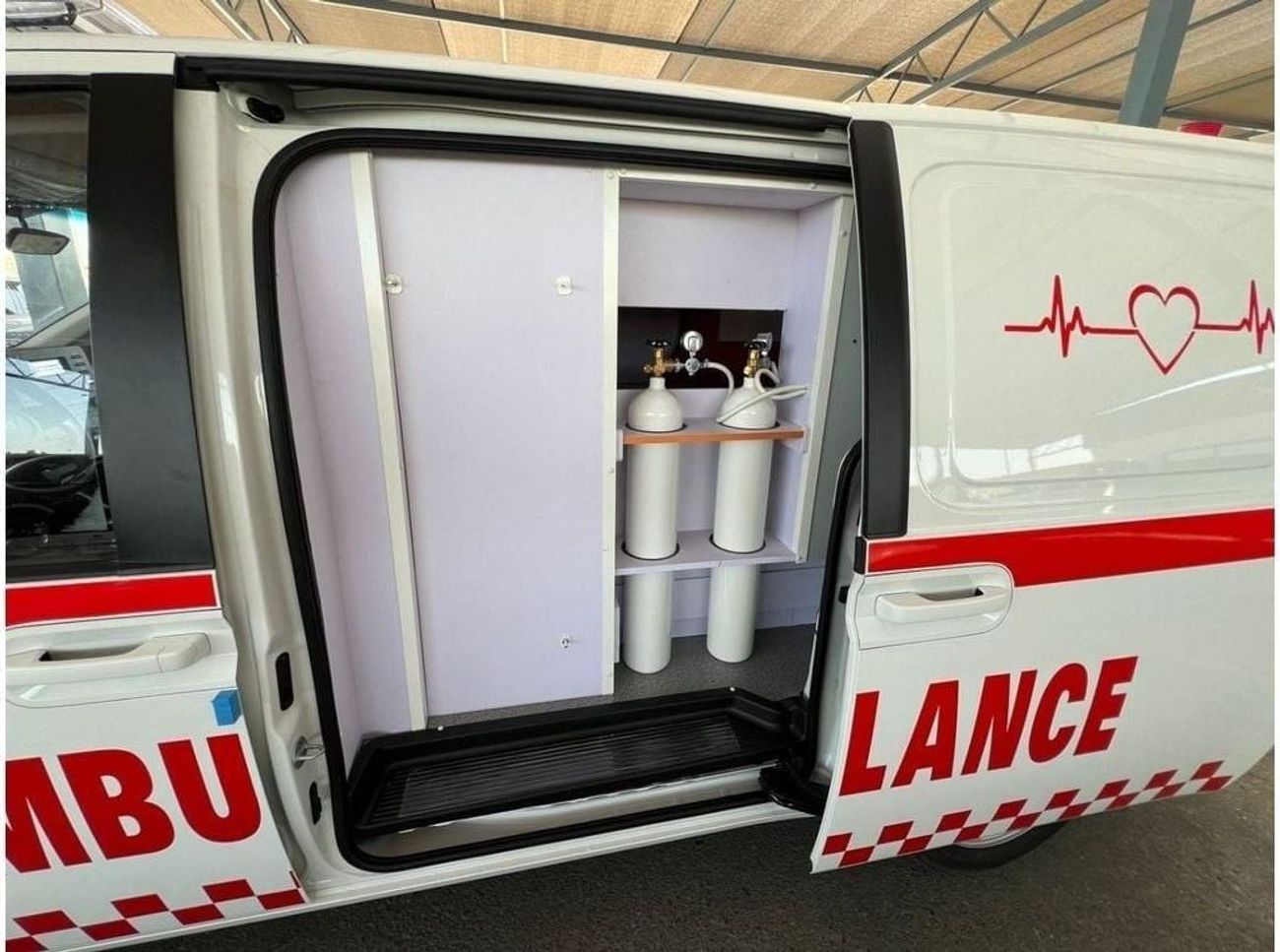 هيونداي ستاريا Hyundai Staria Ambulance 2025 Model Year