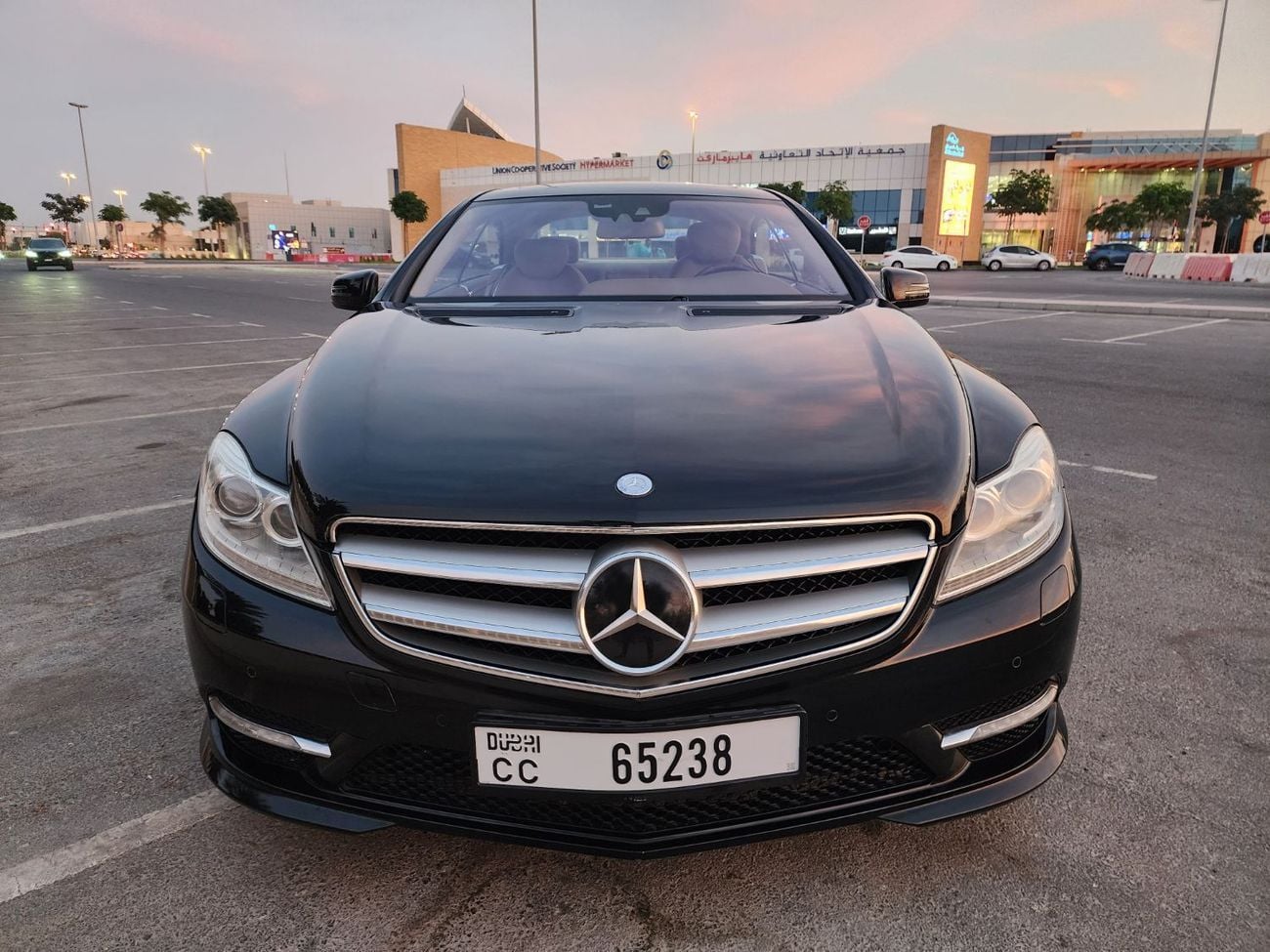 Mercedes-Benz CL 500 Mercedes-Benz CL500 Year Model: 2014 GCC Specifications  Low Kilometer Driven   Well maintained and