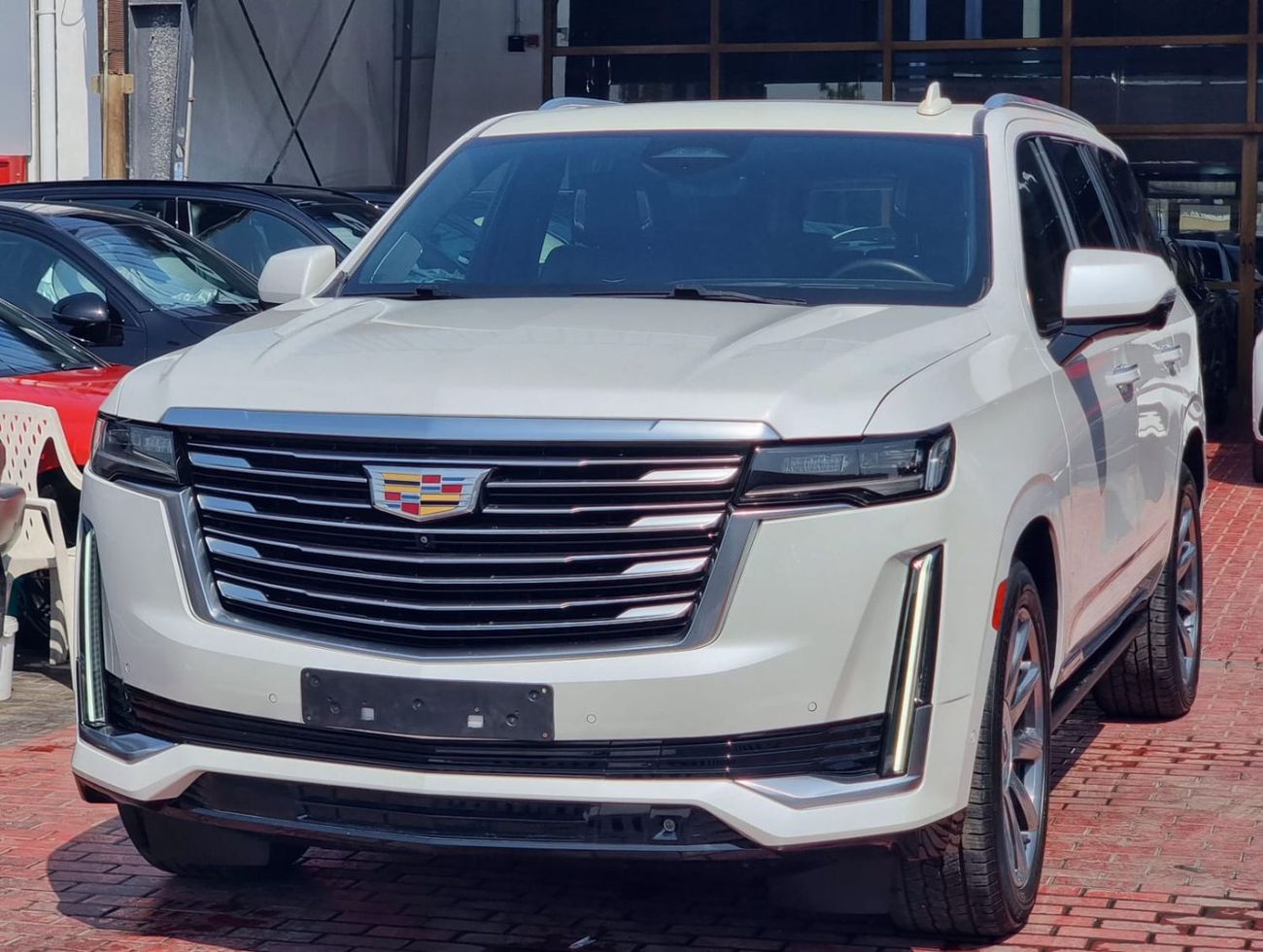 كاديلاك إسكالاد Premium Luxury Platinum 6.2L 4WD