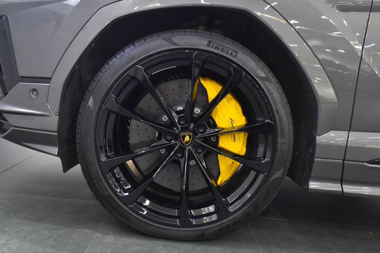 لامبورغيني اوروس LAMBORGHINI URUS S 2024 4-SEATER, VIP CAR, ABSOLUTELY FULL OPTIONS ACCIDENT FREE IN EXCELLENT COND.