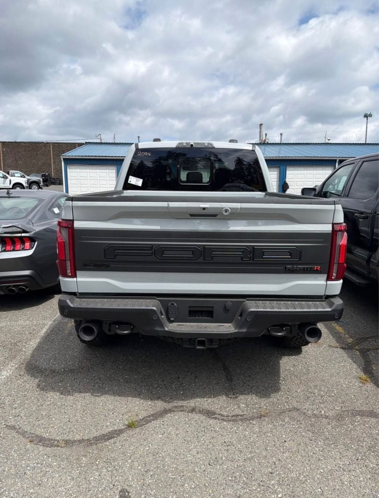 Ford F-150 RAPTOR R CREW Price with delivery