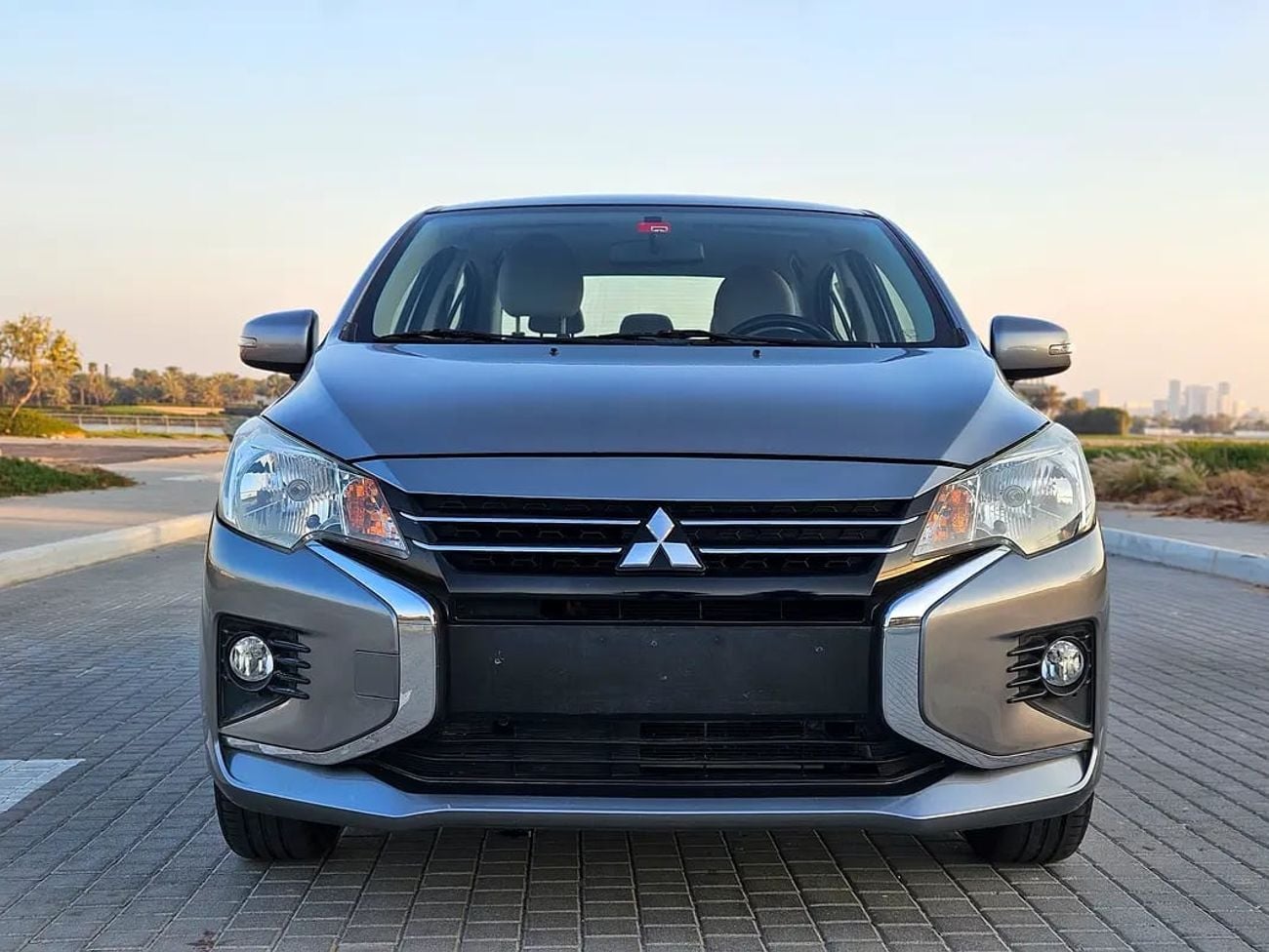 ميتسوبيشي اتراج GLX Medium Line | GCC Specs | Economical Reliable Family Sedan