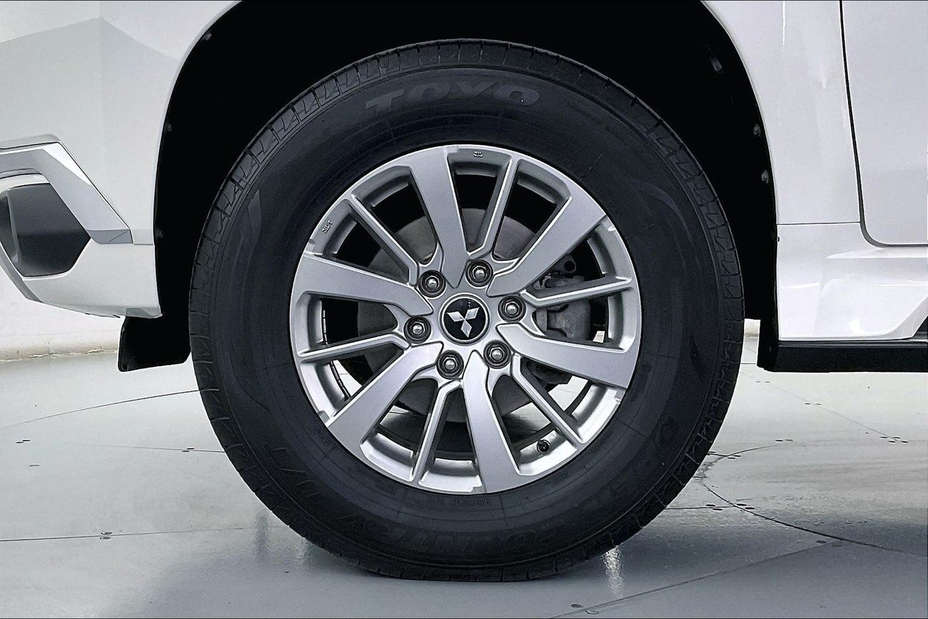 Nissan XTerra Titanium | 1 year free warranty | 0 Down Payment