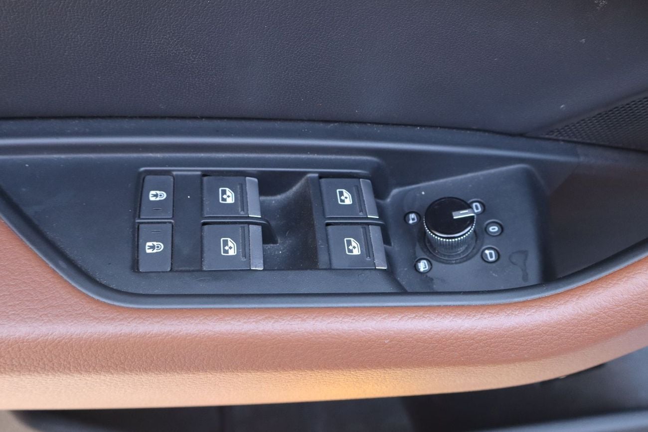 Audi Q8 etron 55 quattro S Line