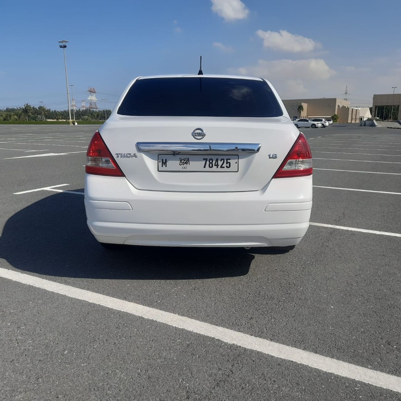 نيسان تيدا SL نيسان تيدا 2012 مواصفات خليجي فل اتوماتيك بحاله ممتازه جدا