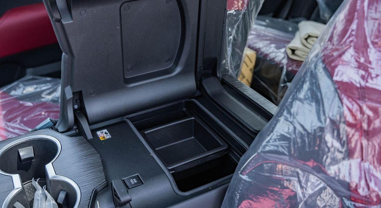 Toyota Land Cruiser ECT0113 - Toyota LC300 VXR  - 3.5L Hybrid At Black With Red 2025