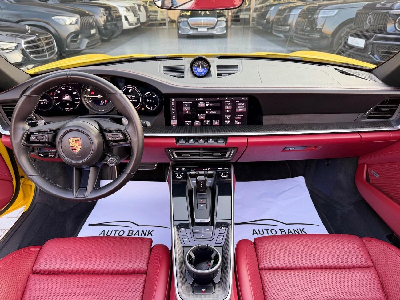 بورش 911 Carrera 4S 3.0L (380 HP) Convertible