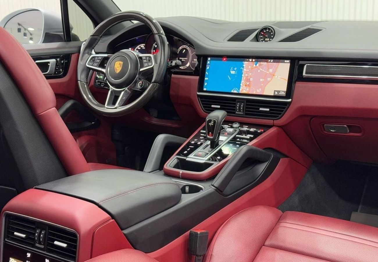 Porsche Cayenne S 2.9L (440 HP) 2019 Porsche Cayenne S, Warranty, Full Porsche Service History, Full Options, Low Km