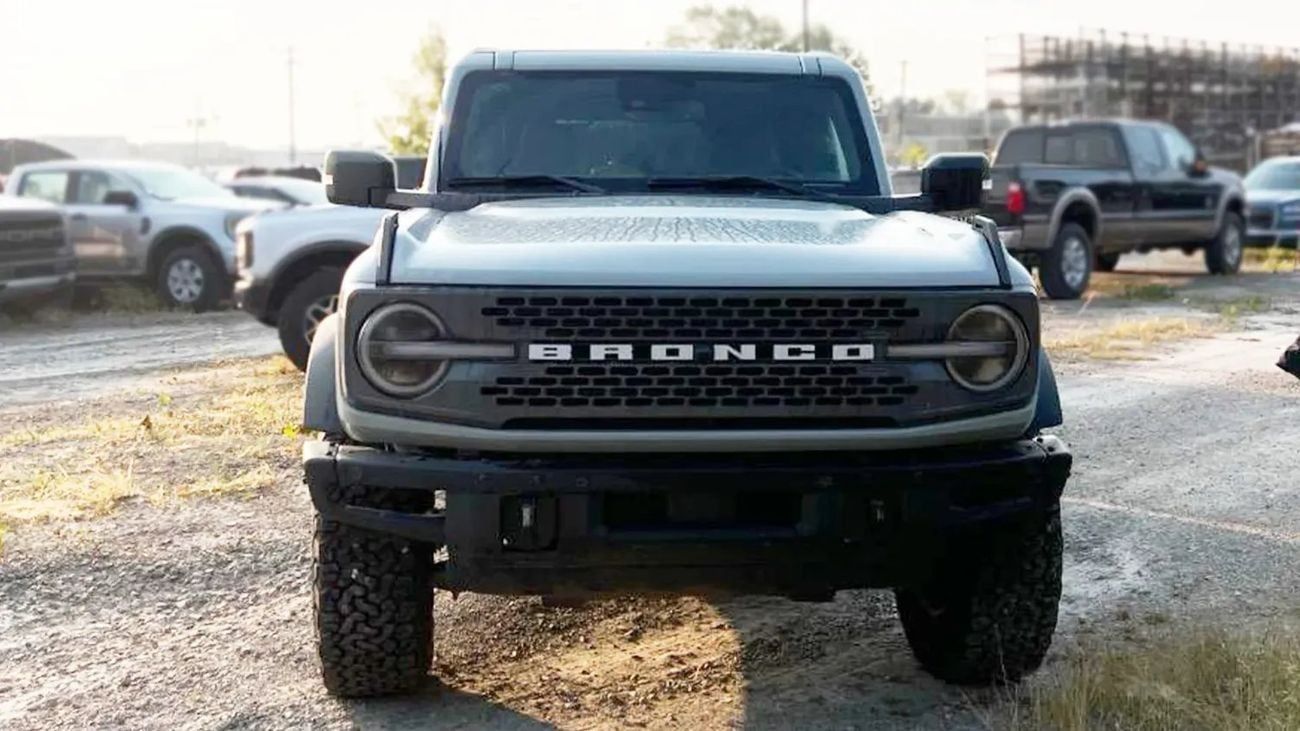 Ford Bronco 2.7L DOHC 4V DI GT AT FRB02