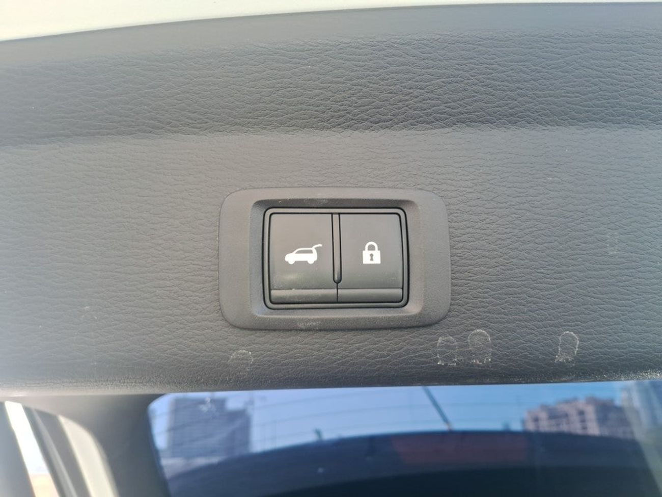 ميتسوبيشي آوتلاندر PREMIUM 2.4 | بدون دفعة مقدمة | اختبار القيادة في المنزل