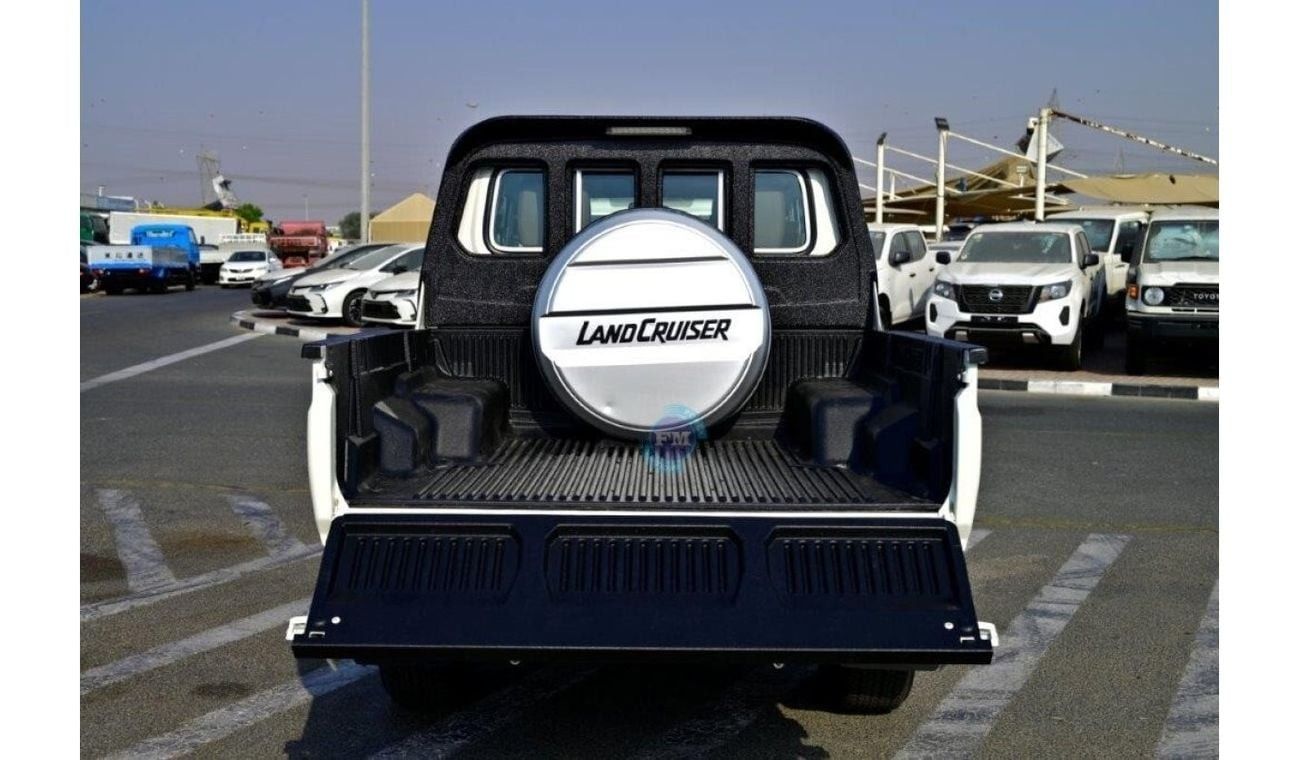 Toyota Land Cruiser Pick Up LX 2.8L Diesel Automatic (Mid Option)