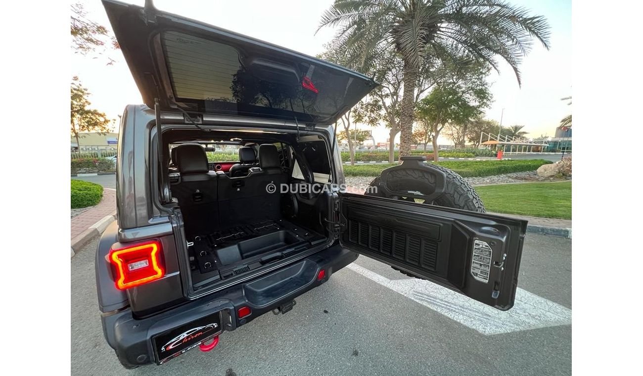 Jeep Wrangler Unlimited Rubicon JEEP WRANGLER ROBICON 2019 ORIGINAL PAINT WITH ONE YEAR WARRANTY