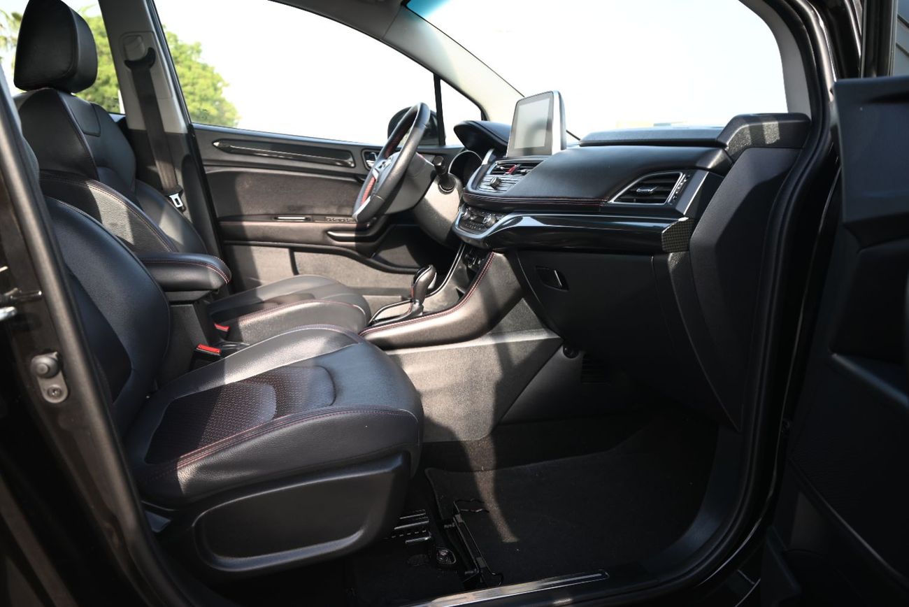 JAC S3 Plus EMI 550 AED - JAC WARRANTY 2028 - JAC S3+ - APPLE CARPLAY - ORIGINAL PAINT - GCC