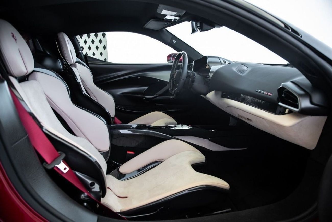 فيراري 296 GTB ASSETTO FIORANO