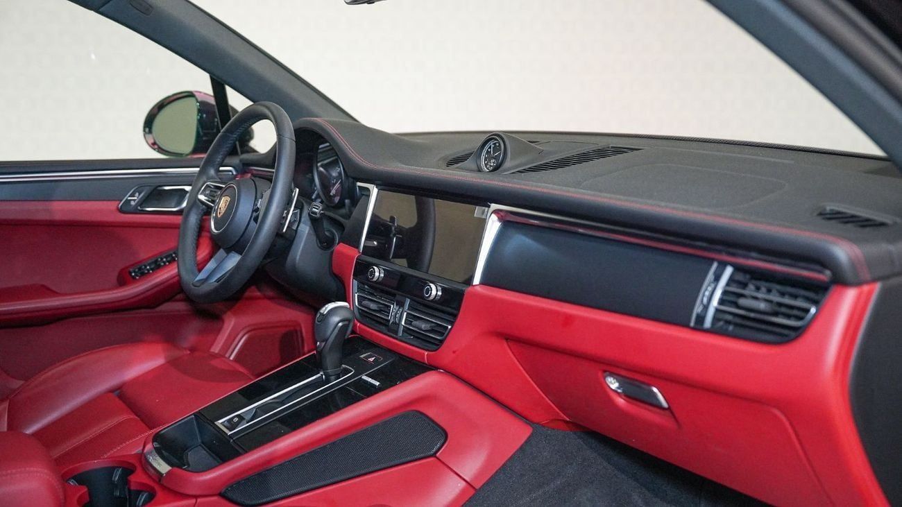 Porsche Macan PDK | AED 4,226 PM | Warranty March-2026 | GCC