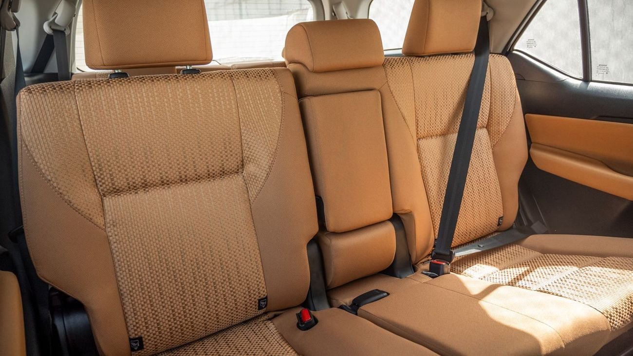 تويوتا فورتونر TOYOTA FORTUNER 2.7 LOW -2026YM