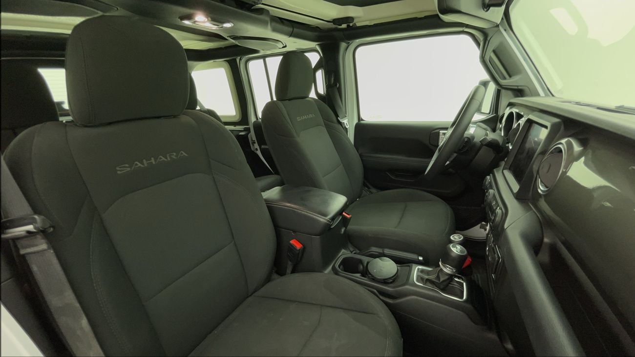 جيب رانجلر UNLIMITED SAHARA 3.6 | بدون دفعة مقدمة | اختبار القيادة في المنزل