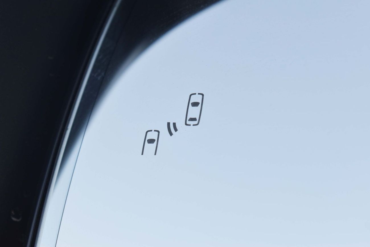 Toyota Land Cruiser VX 3.5L HYBRID