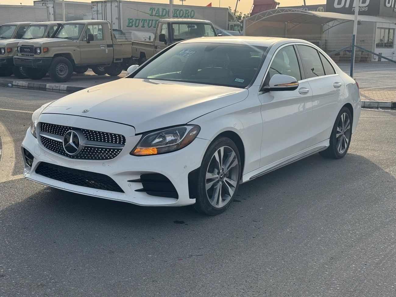 Mercedes Benz C300 STD (NON GCC) Mercedes Benz full option IMPORTED FROM USA