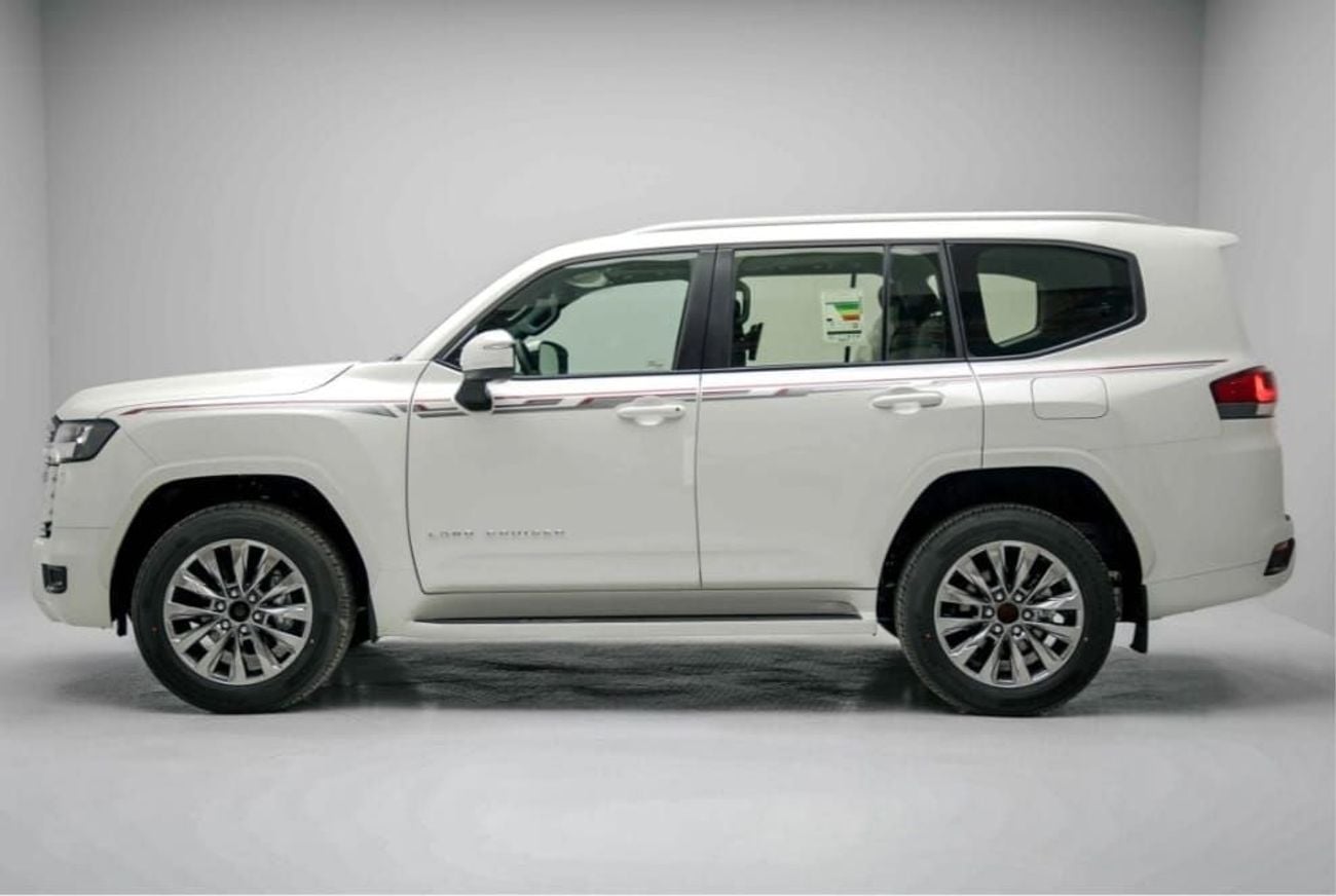 تويوتا لاند كروزر Toyota Land Cruiser GXR is a 7-seater, 4WD SUV with a 4.0L
