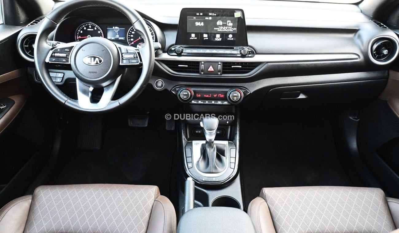 Kia Cerato Top Kia Cerato 2021 GCC full option in excellent condition