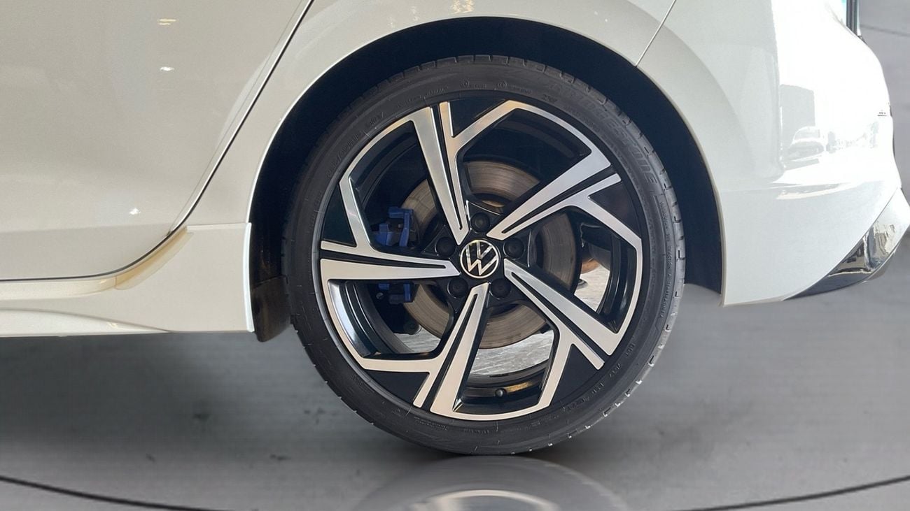 Volkswagen Golf R (Cloth Seats) | Guaranteed Warranty | 0 Down Payment