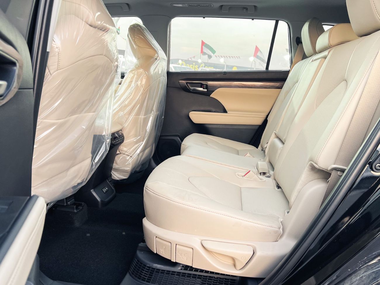 Toyota Highlander EXPORT ONLY - Highlander Limited 2.5L Hybrid (AWD)