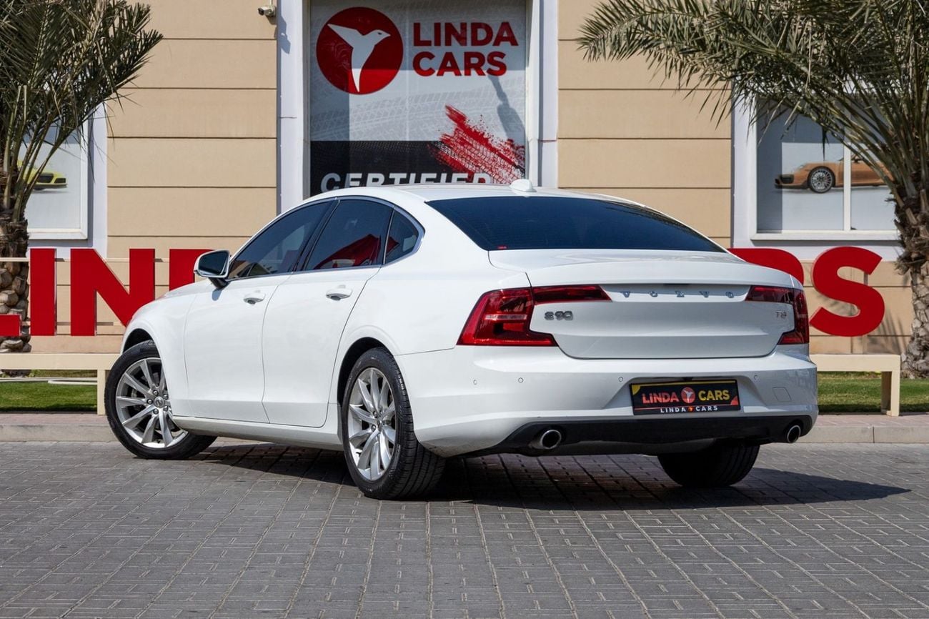 Volvo S90 Volvo S90 2017 GCC specs for 826.00 AED monthly