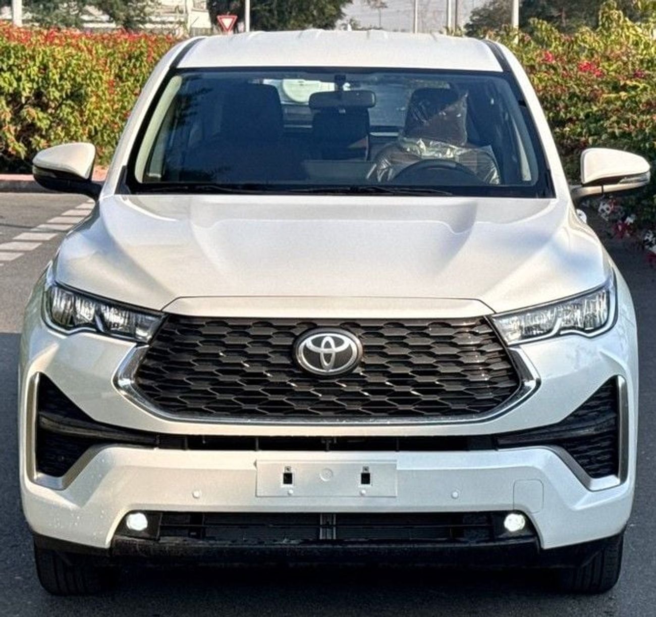 Toyota Innova 2.0L HyCross 8S Hybrid TOYOTA INNOVA HYB 2.0L Petrol - AUTO - 24YMTOYOTA INNOVA HYB 2.0L Petrol - AU