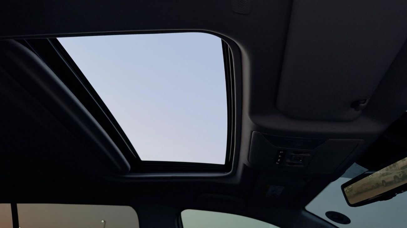 Toyota RAV4 2024 PREMIUM CONDITION | 2.5L HYBRID ENGINE | SUNROOF | DIGITAL REAR VIEW MIRROR | RHD | 2024