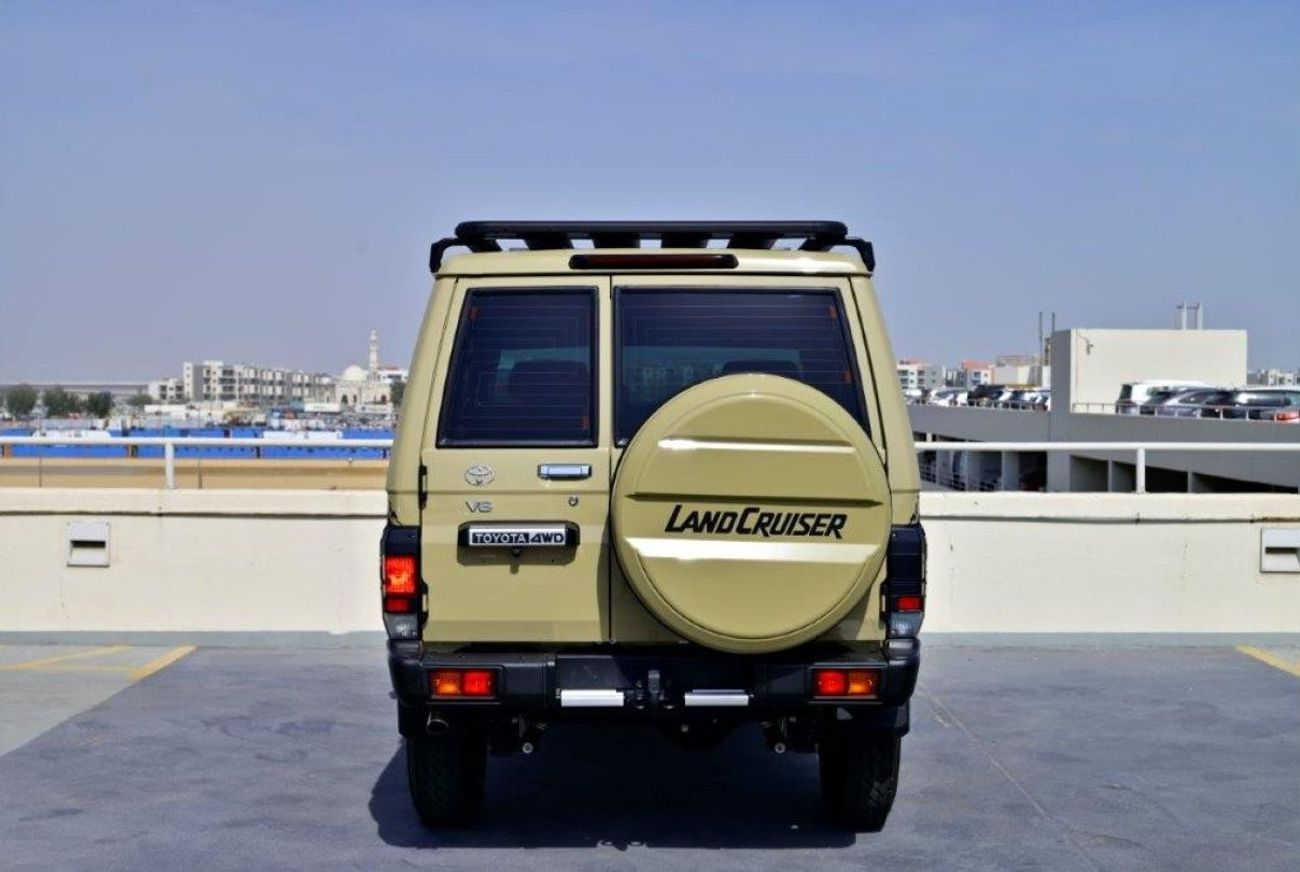 Toyota Land Cruiser 70 71 V6 4.0L 4WD 7 Seater MT 2024